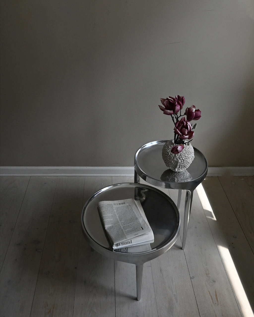 Phantom Table
