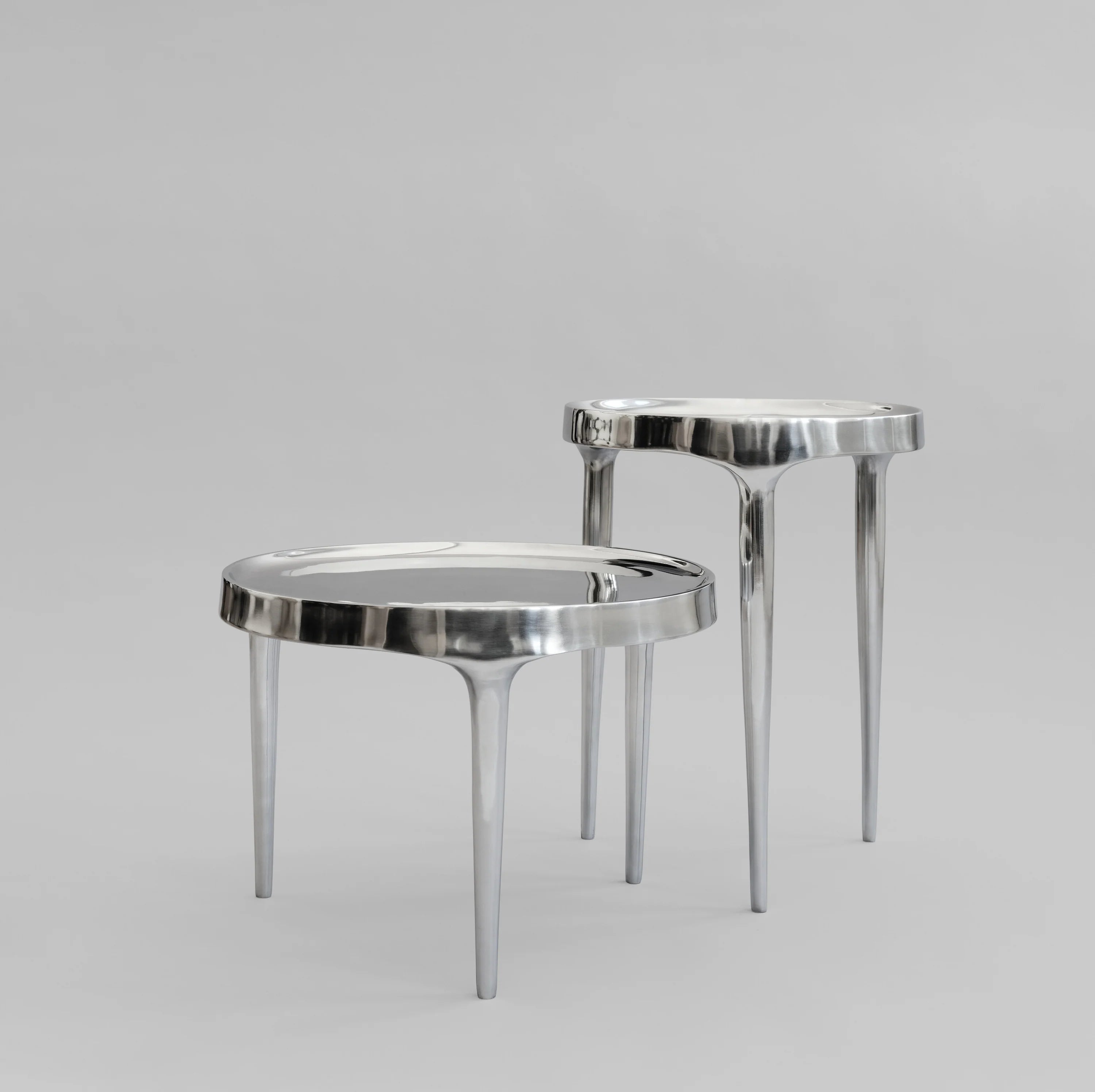 Phantom Table