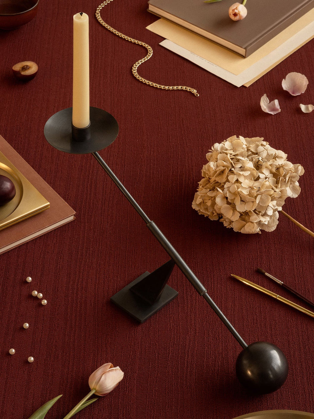 Interconnect Candle Holder