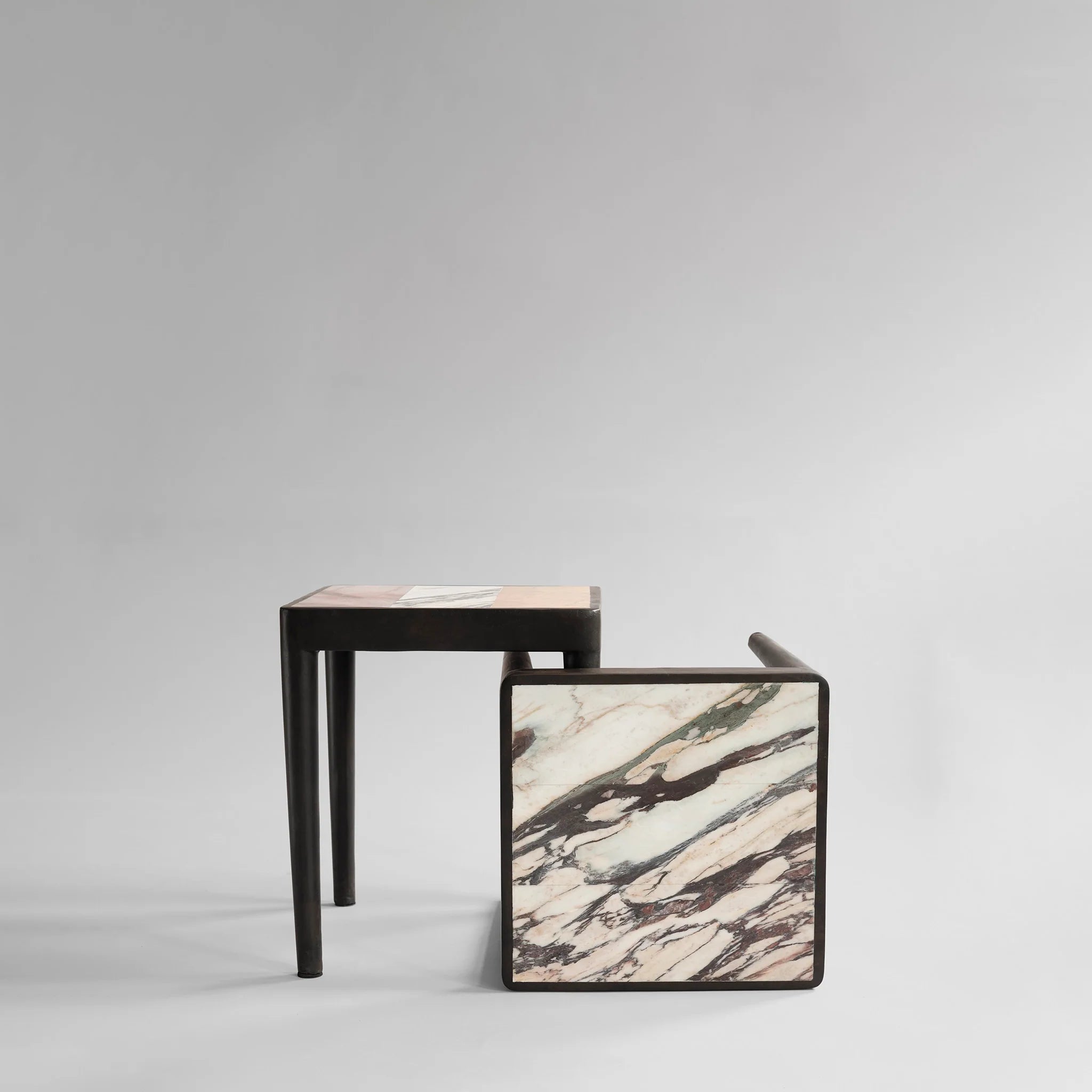 Tairu Table